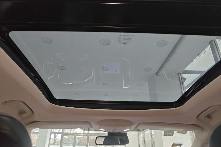 Used Ford Edge 2016 EcoBoost 245 Two-Wheel-Drive Titanium 7-Seater