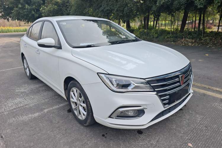Used Roewe i5 2020 1.5L Manual 4G Connect Luxury Edition