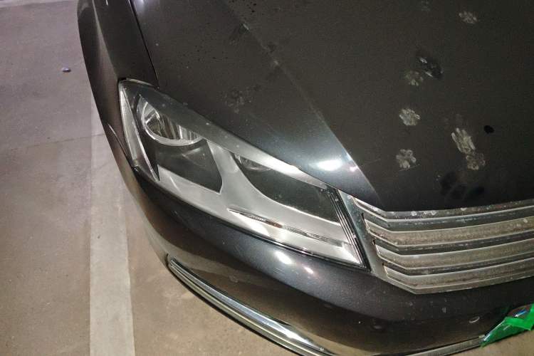 Used Volkswagen Magotan 2013 1.8TSI Premier Model Right Front Headlight