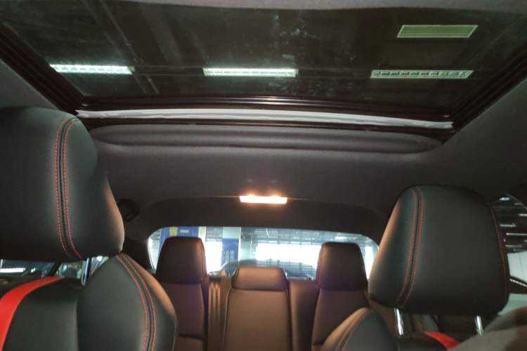 Used Toyota Levin 2023 185T CVT Luxury Edition Headliner