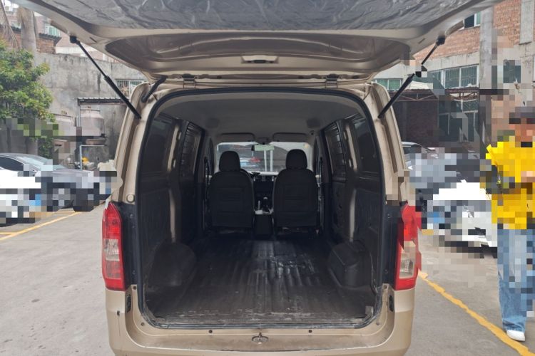 Used Wuling Rongguang V 2019 1.5L Van - Utility Model
