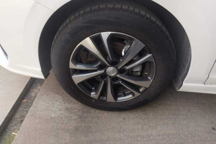 Used CHANGAN Eado 2023 Changan Edition PLUS Blue Whale NE 1.4T GDI DCT Prestige Version