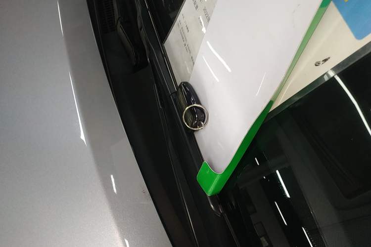 Used Toyota Camry 2021 2.0G Luxury Edition
