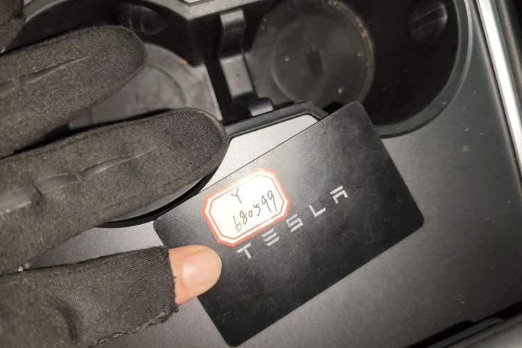 Used Tesla Model Y 2024 Rear-Wheel-Drive Version
