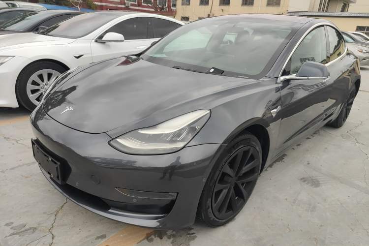 Used Tesla Model 3 2019 Long-Range All-Wheel-Drive Version