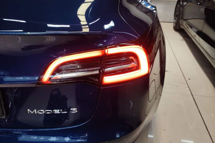 Used Tesla Model 3 2019 Standard Range Rear-Drive Upgraded Version