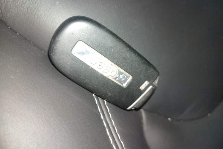 Used Jeep Cherokee 2016 2.4L Leading Smart Version