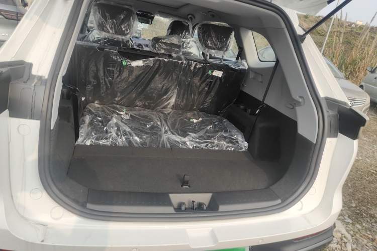 Used Chery Fengyun T8 2025 1.5T 130 km Comfort Edition 7-Seater