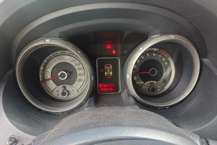 Used Mitsubishi Pajero  Instrument Cluster