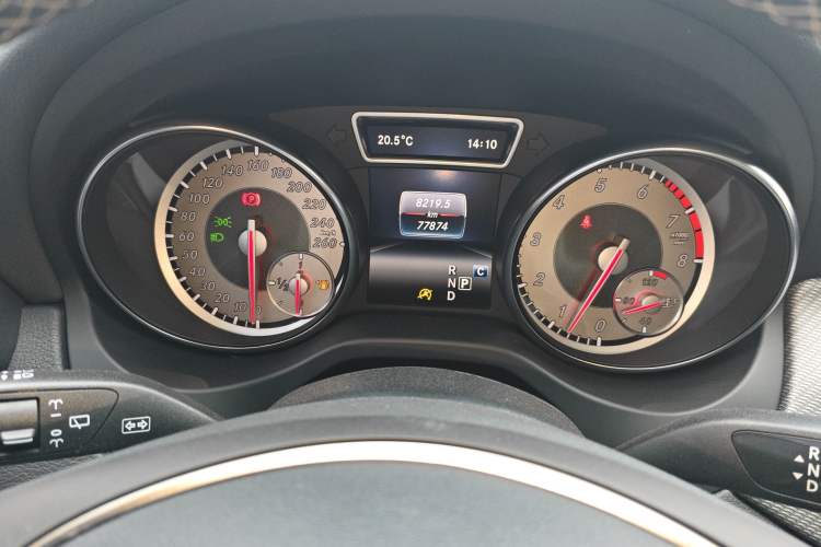 Used Mercedes-Benz GLA 2016 GLA 220 4MATIC Fashion Edition Instrument Cluster