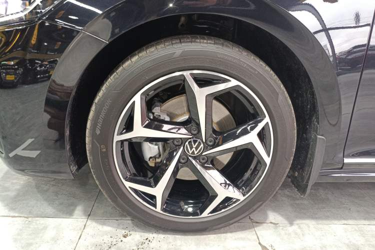 Used Volkswagen Passat 2025 Outstanding Model 380TSI Starry Dragon Edition
