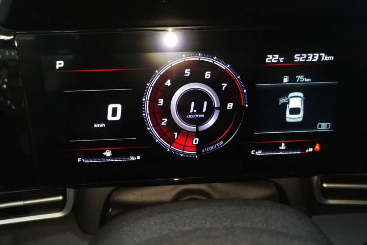 Used Hyundai Elantra 2021 1.5L CVT LUX Prestige Edition
