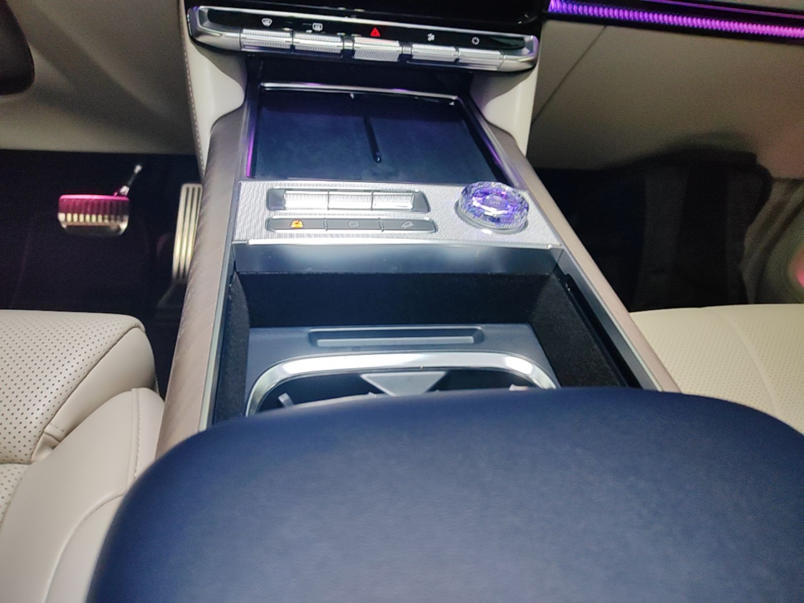 Zeekr 9X 2025 Hyper Edition 70kWh — снимка 16
