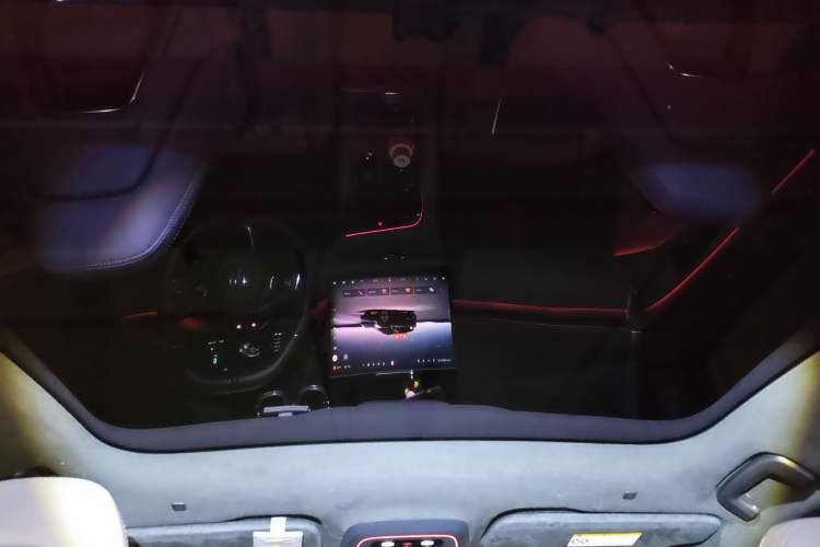 Used Zeekr 001 2025 YOU Edition 100 kWh All-Wheel Drive
