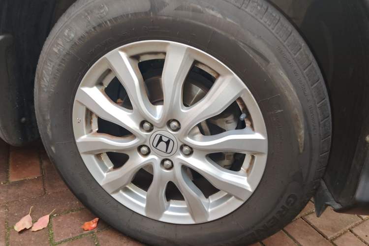 Used Honda CR-V 2013 2.0L 2WD Classic Edition Right Front Wheel Hub