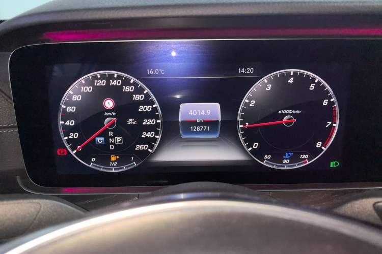 Used Mercedes-Benz E-Class 2016 E 300 L Sporty and Stylish Model Instrument Cluster