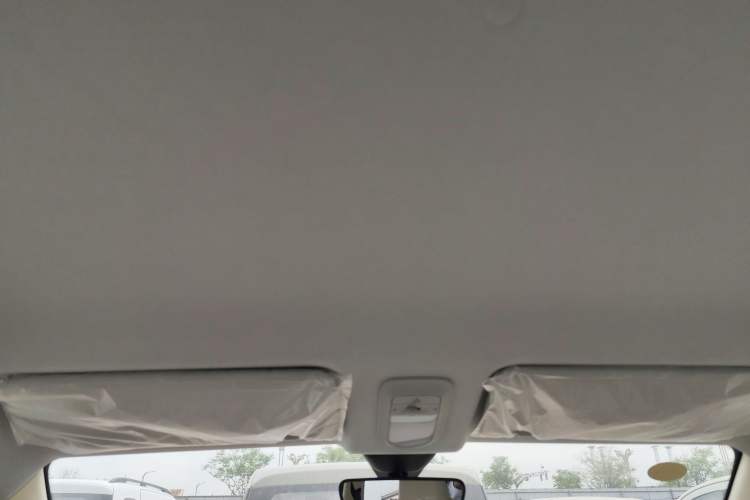 Used Wuling Hongguang MINIEV 2025 Four-Door Version Advanced Edition Headliner