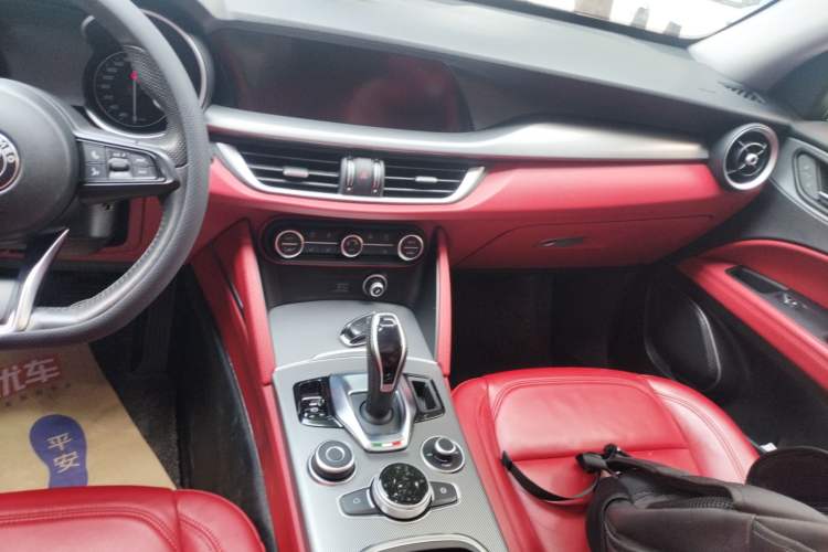 Used Alfa Romeo Stelvio 2020 2.0T 280HP Luxury Edition
