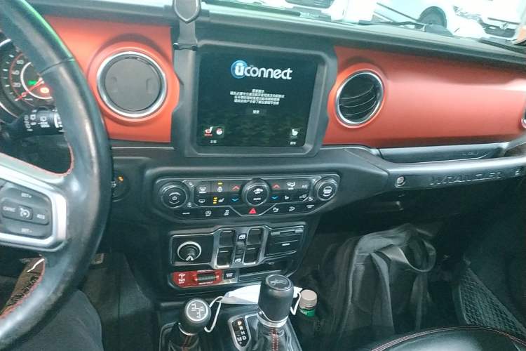 Used Jeep Wrangler 2019 2.0T Rubicon Four-Door Version China VI Emission Standard