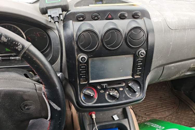 Used Wuling Hongguang 2013 1.5L Base Version
