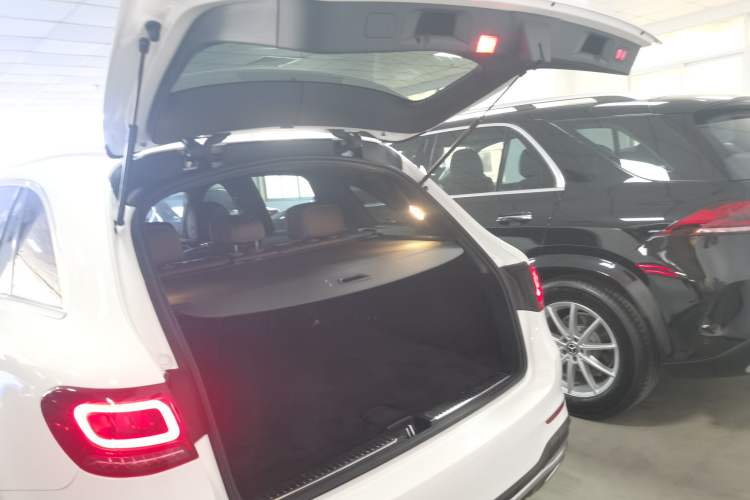 Used Mercedes-Benz GLC 2021 GLC 300 L 4MATIC Dynamic Model
