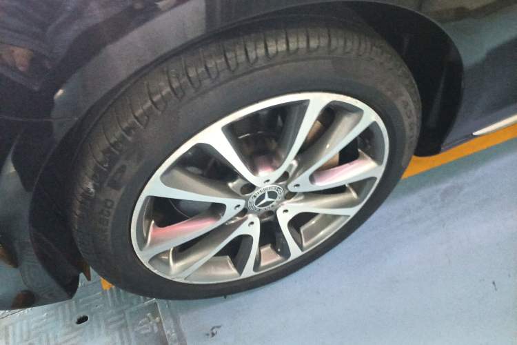 Used Mercedes-Benz E-Class 2017 E 300 L Luxury Model
