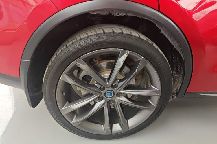 Used BYD Tang New Energy 2018 DM 2.0T All-Wheel Drive Smart Connectivity Luxury Model 7 Seats China V Emission Standard Right Rear Wheel Hub