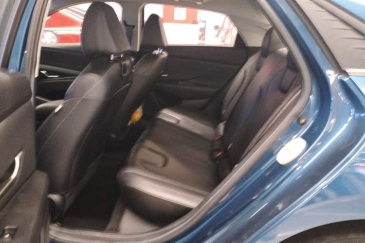 Used Hyundai Elantra 2021 1.5L CVT LUX Prestige Edition Left Rear Seat