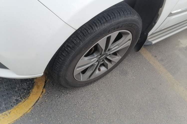 Used Chery Tiggo 3 2015 1.6L CVT ZhiShang Commemorative Edition Exterior 4