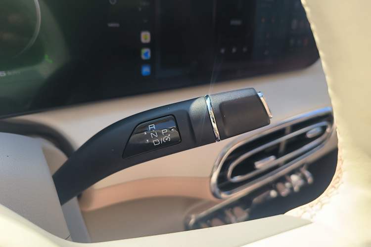 Used ORA Ballet Cat 2022 401 km Nutcracker Edition