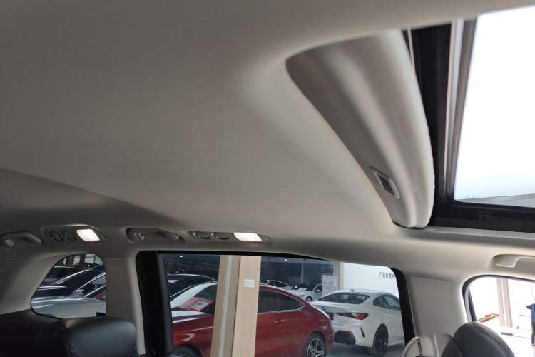 Used Honda Odyssey 2015 Updated Version 2.4L Smart Edition Headliner