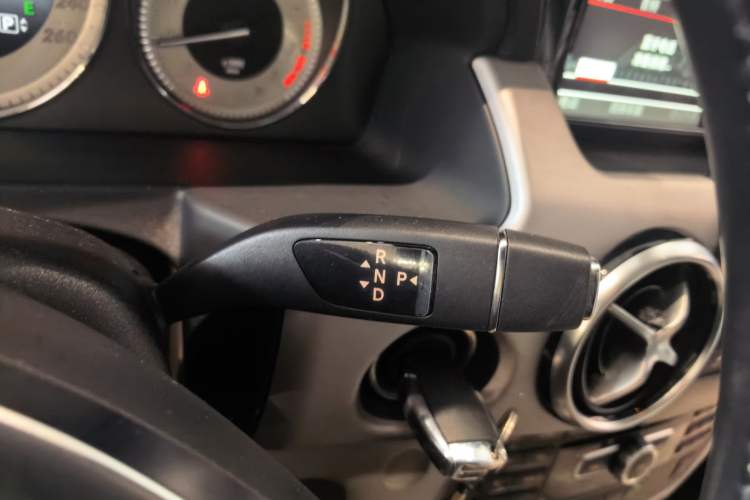 Used Mercedes-Benz GLK-Class 2015 GLK 260 4MATIC Fashion Edition Ultimate Version