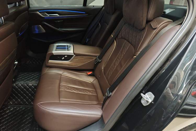 Used BMW 5 Series 2020 530Li Executive Luxury Package
