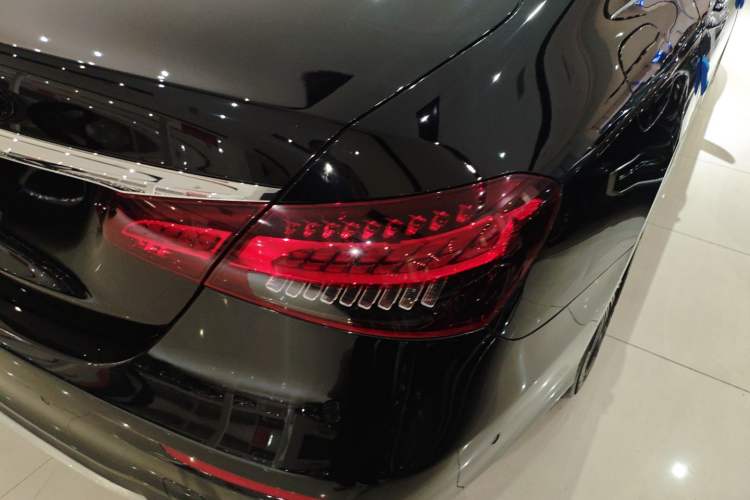 Used Mercedes-Benz E-Class 2021 Facelift E 300 L Stylish Edition
