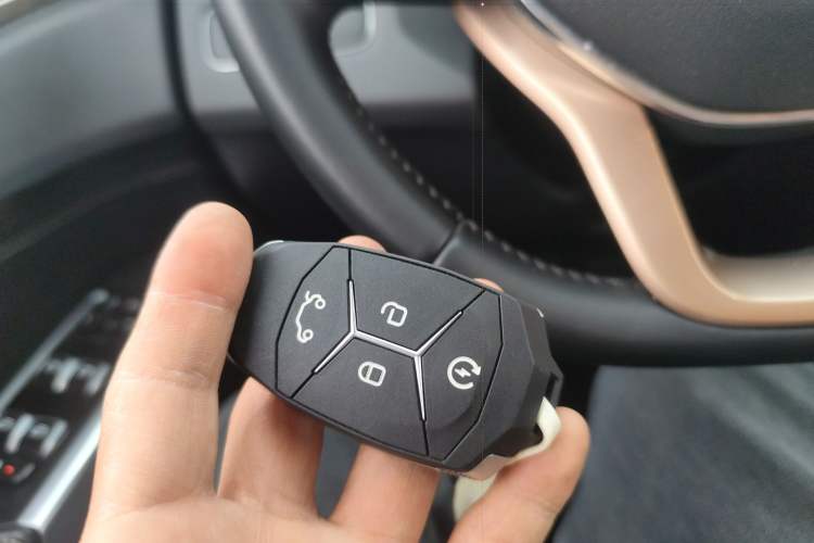 Used Lynk & Co 01 2017 2.0T Two-Wheel Drive Pro Edition
