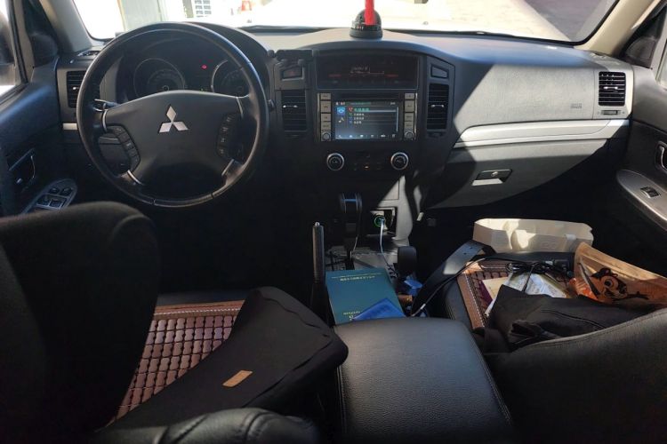 Used Mitsubishi Pajero 2014 3.0L Elite Upgrade Edition