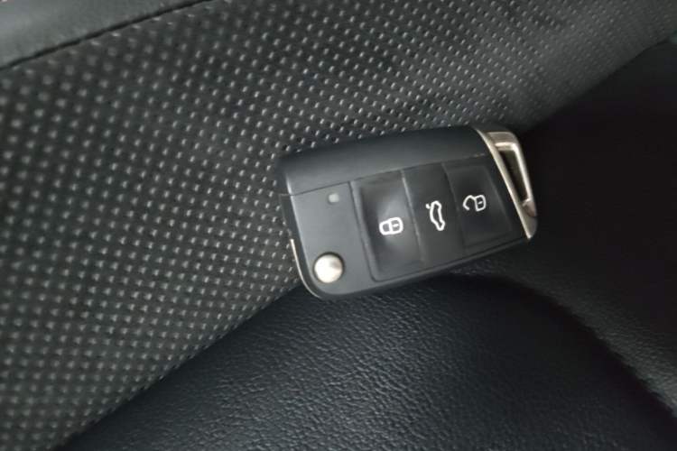 Used Volkswagen Tayron 2020 330TSI Two-Wheel Drive Luxury Smart Connectivity Version
