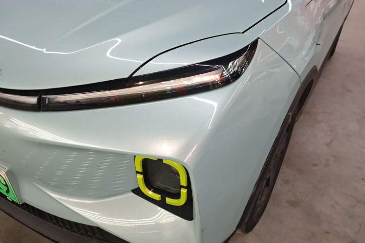 Used Geometry E Firefly 2022 401 km Linglong Tiger 5 Seats