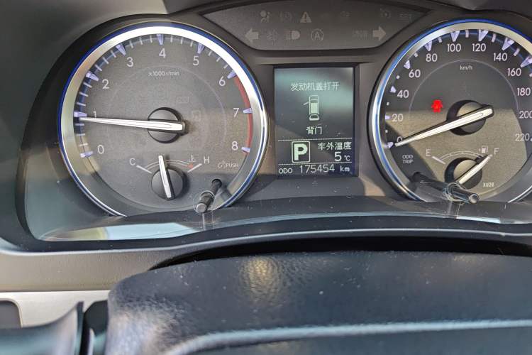 Used Toyota Highlander 2015 2.0T Two-Wheel Drive Luxury Edition 7 Seats