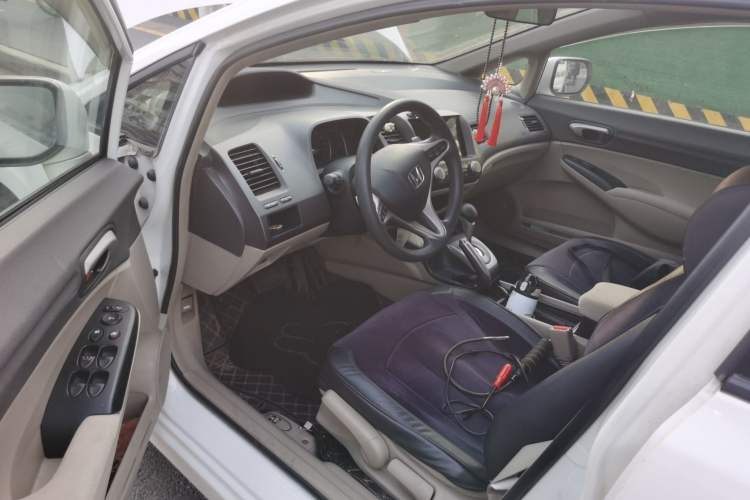 Used Honda Civic 2009 1.8L automatic comfort version