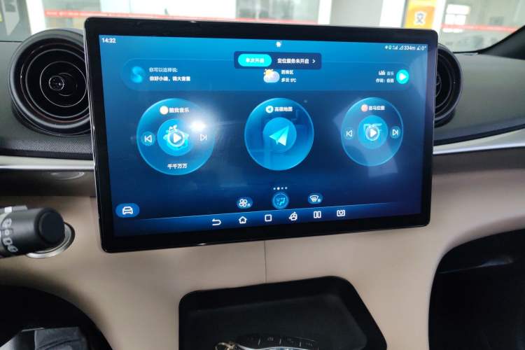 Used BYD Dolphin 2023 420 km Fashion Edition Audio And AC Panel