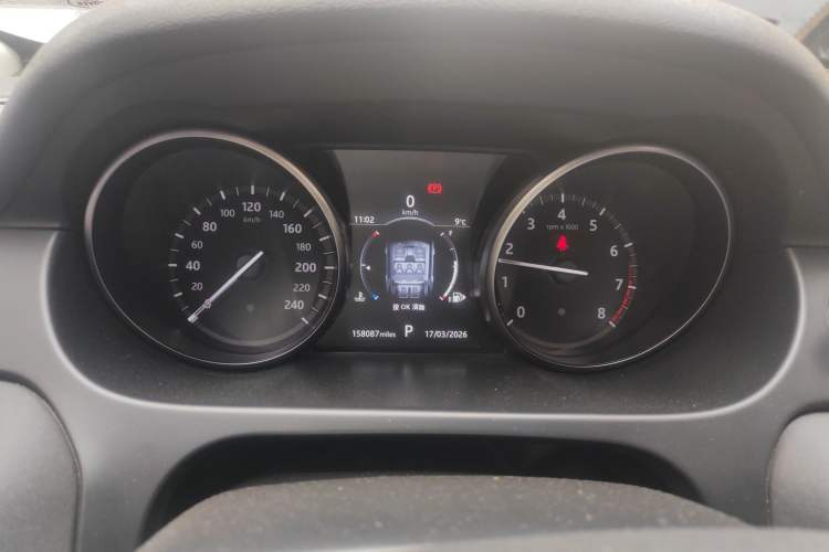 Used Land Rover Discovery Sport 2018 240 PS HSE Version