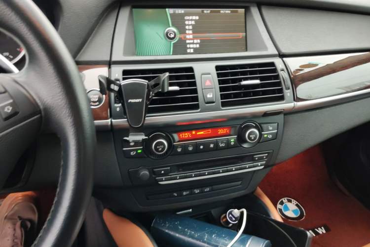 Used BMW X6 2011 xDrive35i Audio And AC Panel