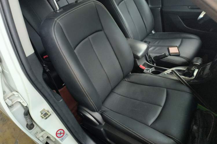 Used Brilliance V5 2014 1.5T Automatic Two-Wheel Drive Sport Model