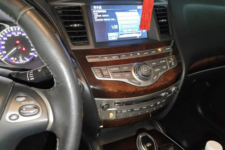 Used Infiniti QX60 2016 2.5 S/C Hybrid Two-Wheel-Drive Excellence Edition China V Standard Audio And AC Panel