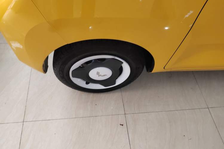 Used Wuling Hongguang MINIEV 2021 Macaron Premium Model – Lithium-NMC