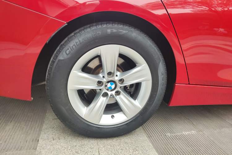 Used BMW 3 Series 2016 316Li Fashion Model
