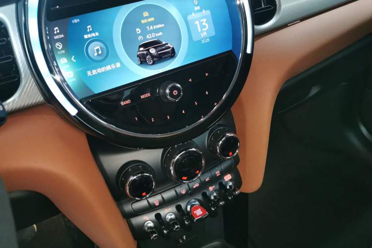 Used MINI MINI 2022 1.5T COOPER Artist
