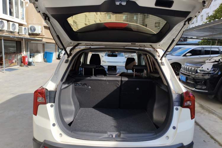 Used Venucia T60 2022 1.6L CVT Smart Drive Version