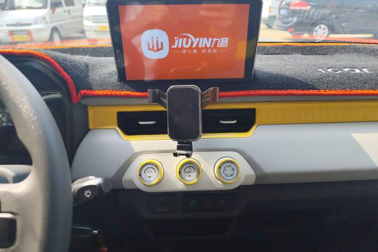 Used Chery QQ Ice Cream 2023 170km Milkshake – Lithium Iron Phosphate